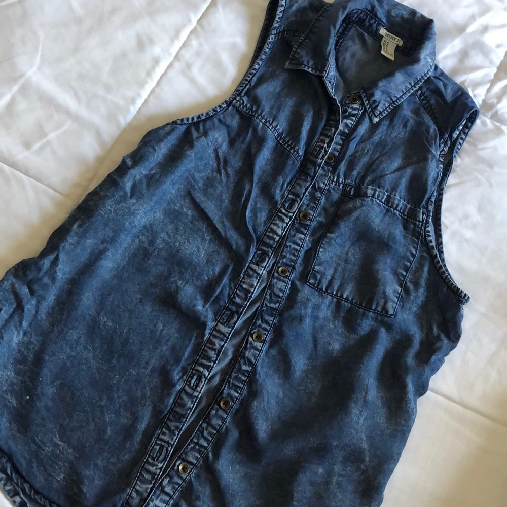 Forever 21 denim top